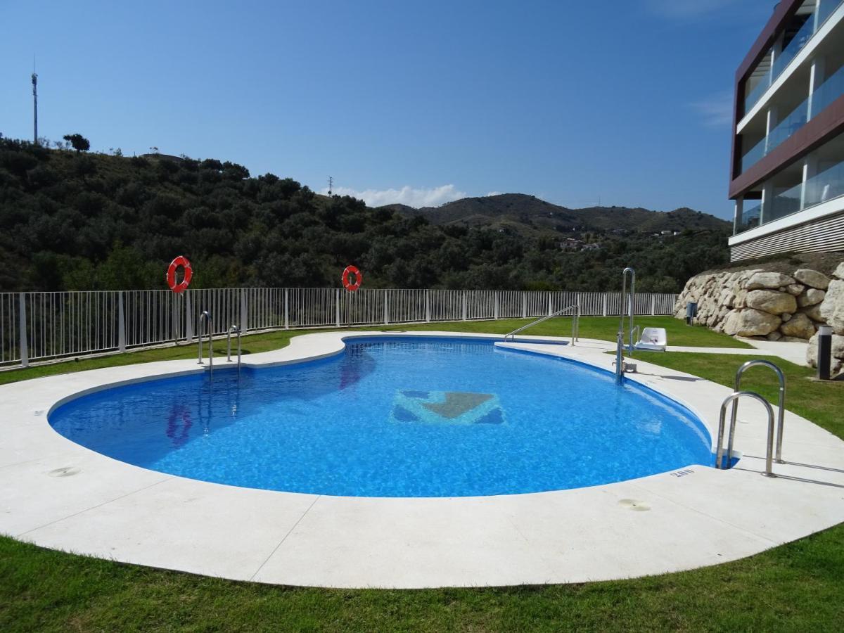 Boutique Apartment Near The Beach, 1 Gbps Wi-Fi Malaga Exterior photo