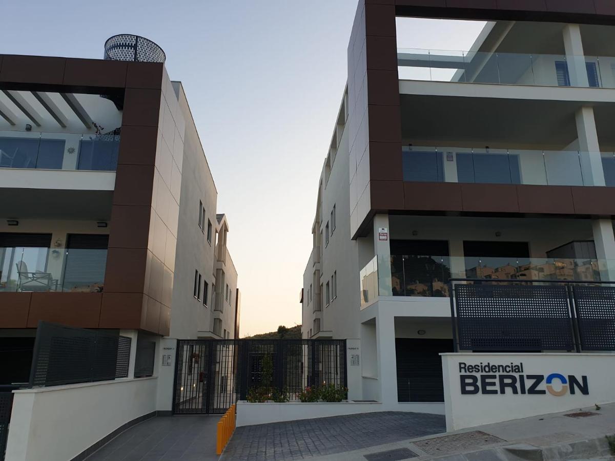 Boutique Apartment Near The Beach, 1 Gbps Wi-Fi Malaga Exterior photo